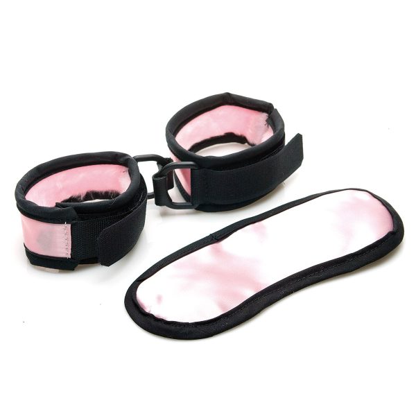 Cuff Mask Image MAIN